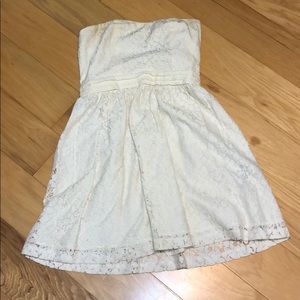 white lace dress